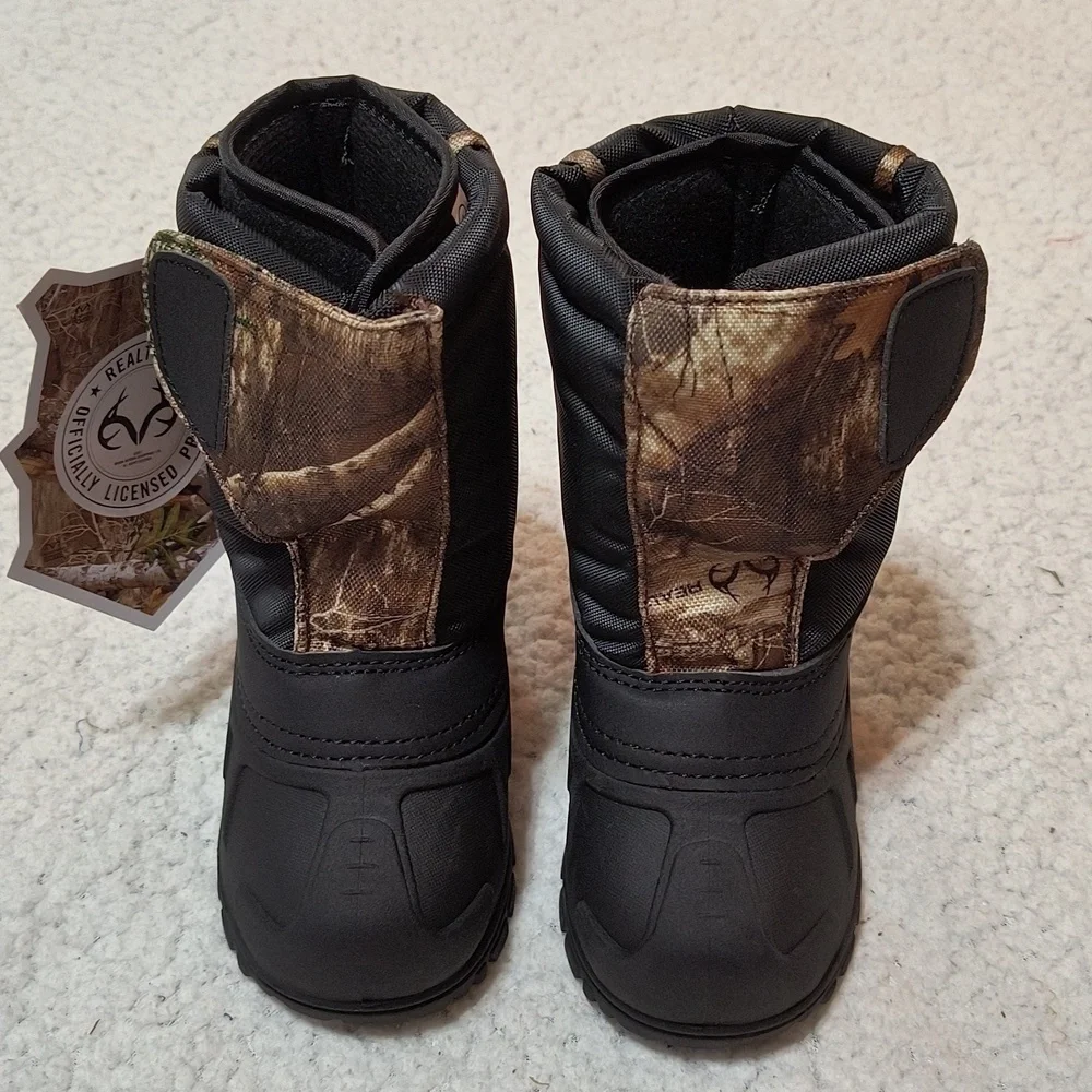 NWT Child's Camo/Black Itasca Snow Cat Winter Boots Size 6T